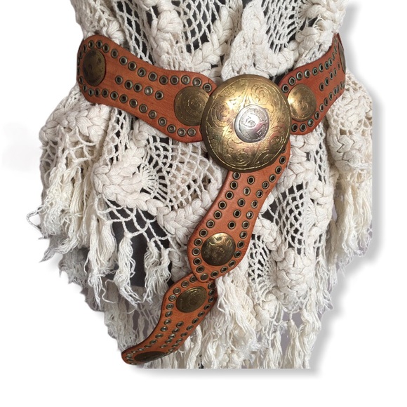 Beautiful Moroccan Leather Belt - Picture 2 of 5